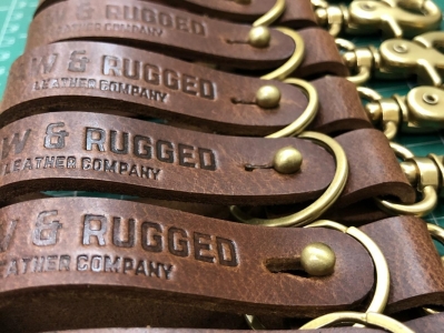 Porte-clés en cuir Raw and Rugged - 1