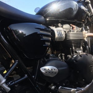 Street Twin/Street Cup Airscope side covers - 7