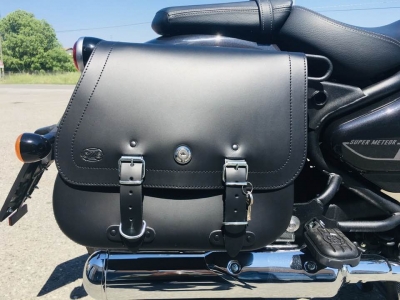Scipion leather pannier for Triumph and Royal Enfield - 1