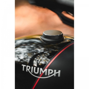 adapter for fuel caps on Speed Twin 1200 / Thruxton / Scrambler 1200 - 4